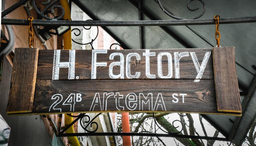FACTORY Hostel Kiew Exterior foto